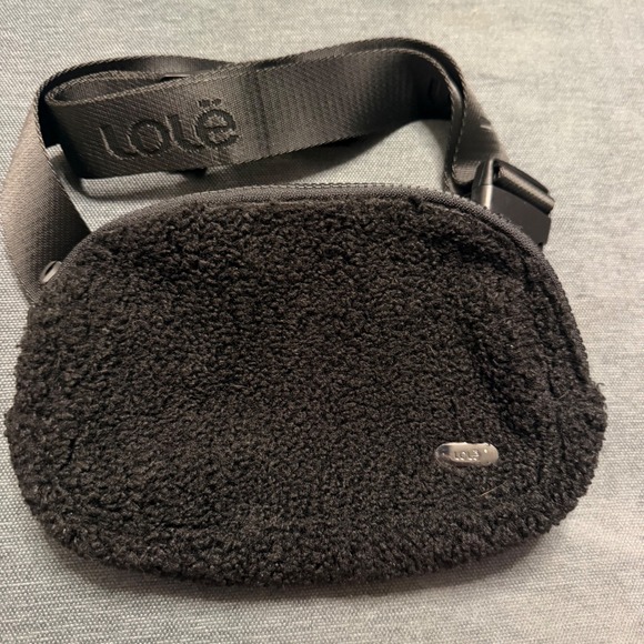 Lole Handbags - Lole Black Sherpa Belt Bag Fleece Waist Pack Fanny Pack‎ Adjustable Logo Strap